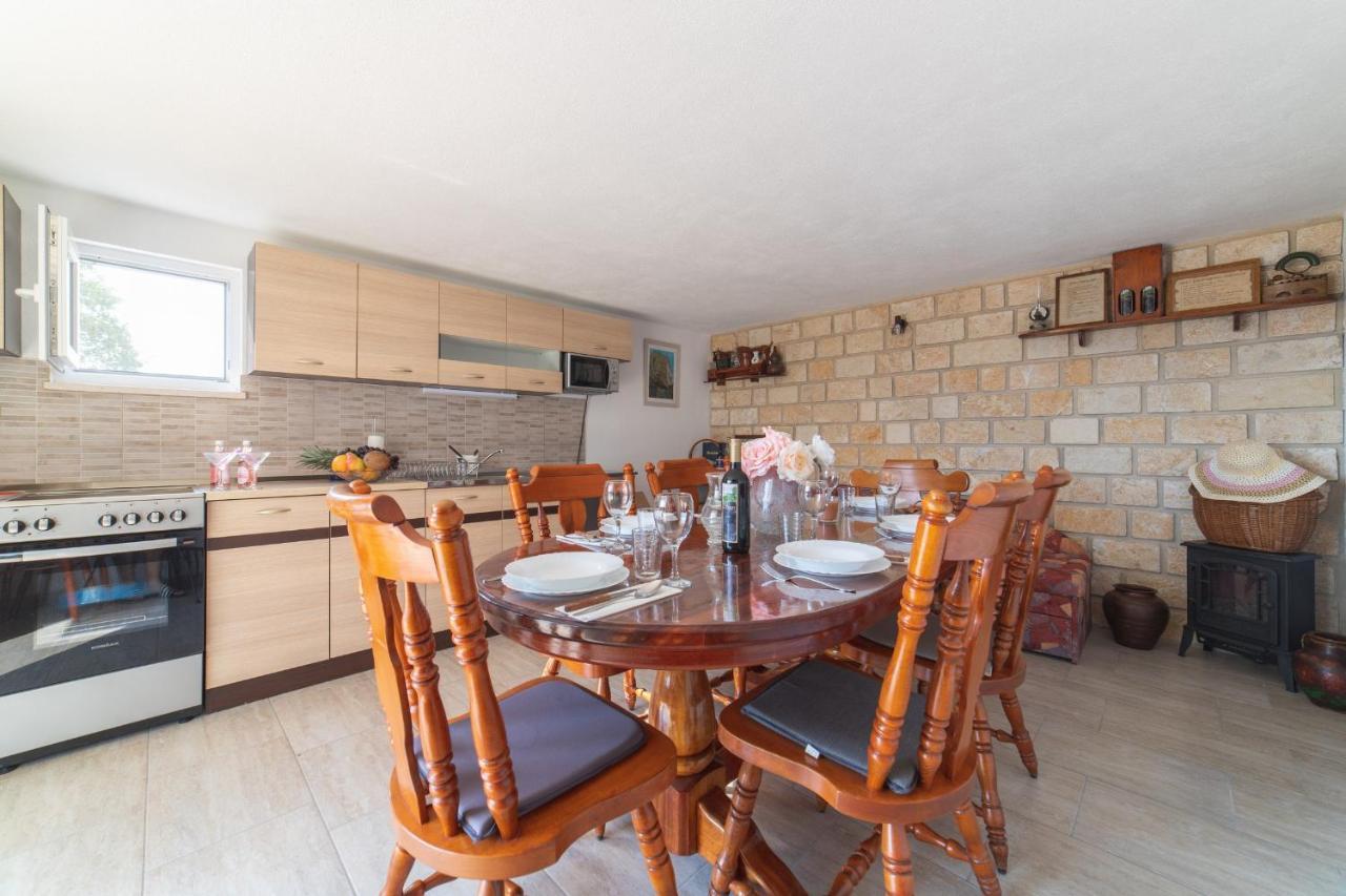 Veliki Brocanac Holiday Home Sego With Private Pool מראה חיצוני תמונה