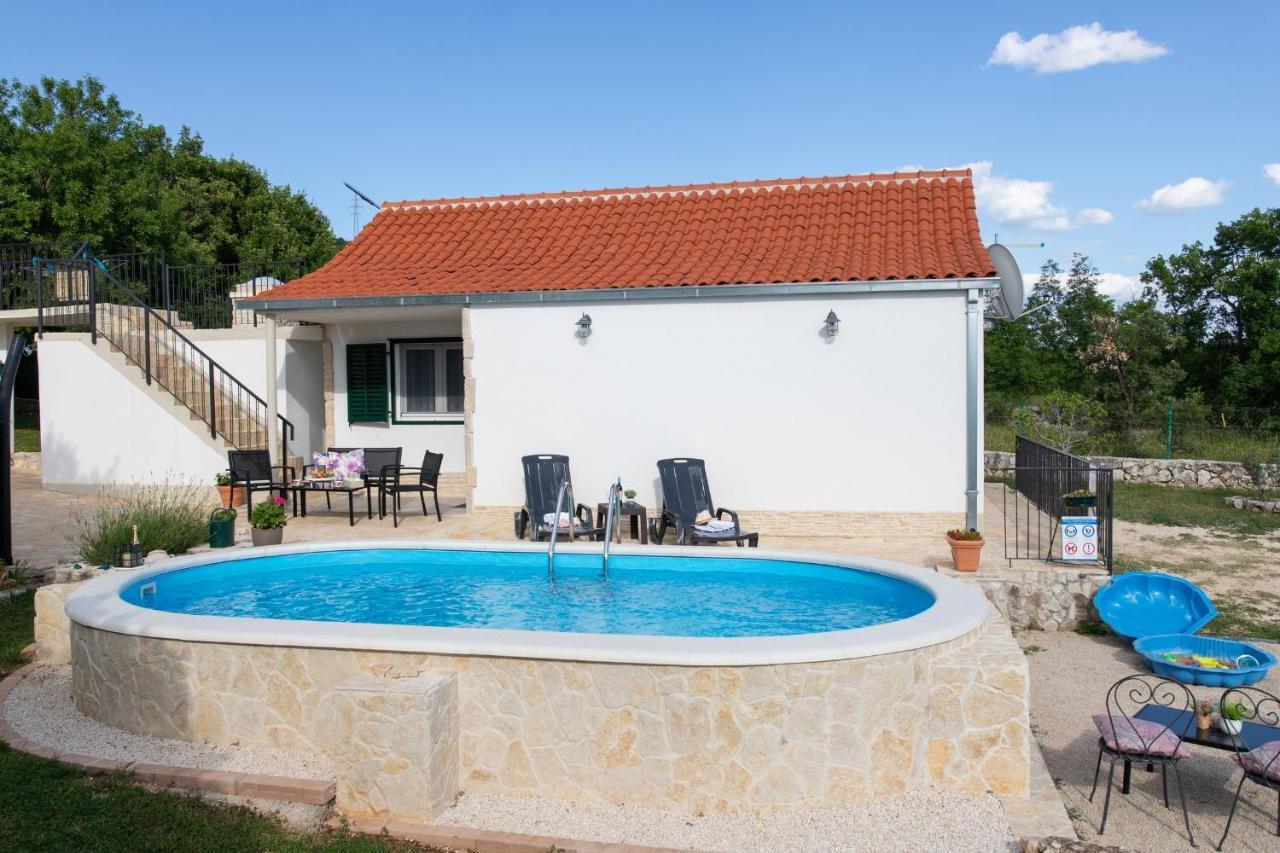 Veliki Brocanac Holiday Home Sego With Private Pool מראה חיצוני תמונה